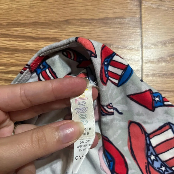 Lularoe Fourth of July Leggings One Size - Picture 3 of 3